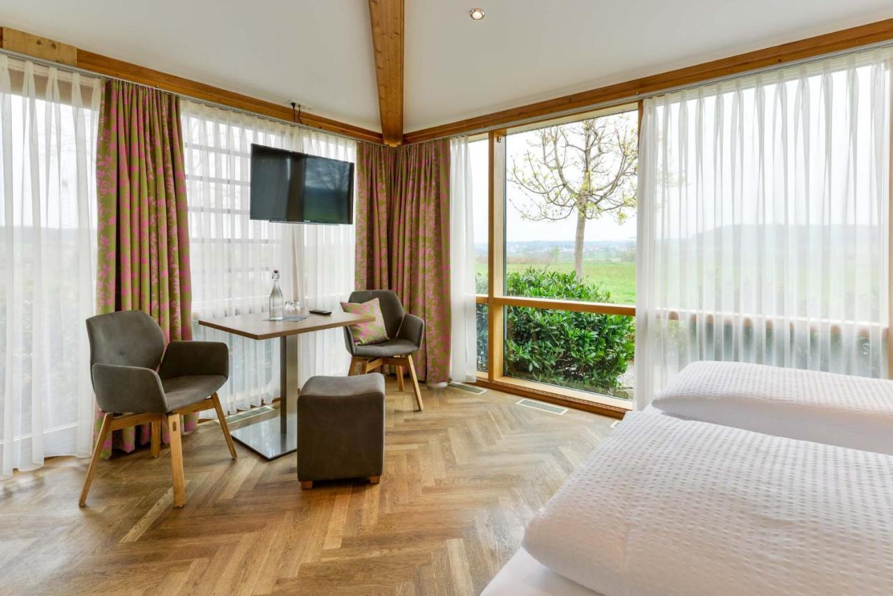 Bett'N Glueck - Uebernachtung & Fruehstueck Bed & Breakfast Zusmarshausen Exterior photo